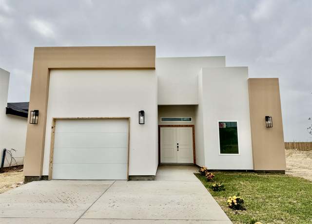 Property at 207 Lusitano Dr, Laredo, TX 78046, 3 beds, 2 baths