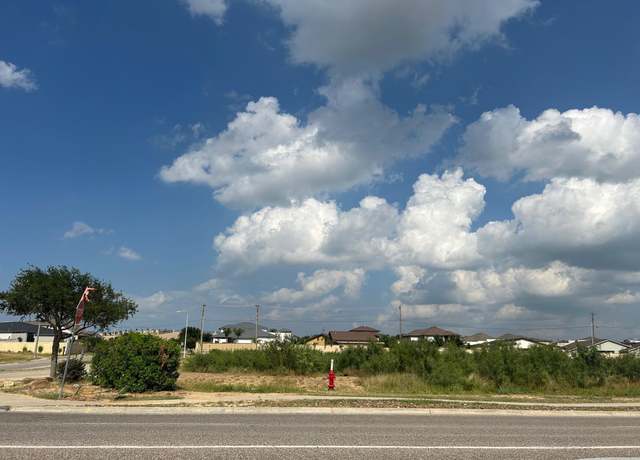 Property at 11001 International Blvd, Laredo, TX 78045