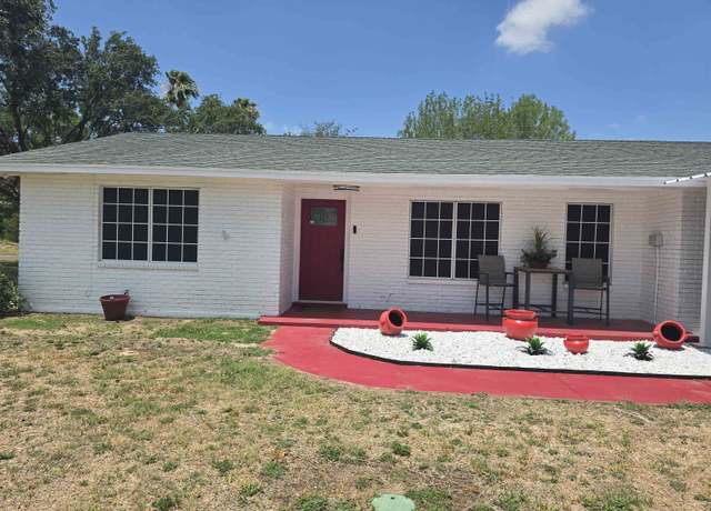 Property at 314 James Ct, Laredo, TX 78045, 3 beds, 2 baths