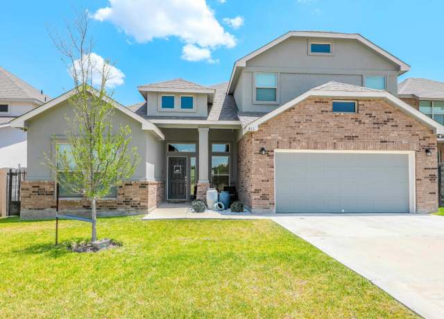Property at 411 Quieto Dr, Laredo, TX 78045, 5 beds, 4 baths