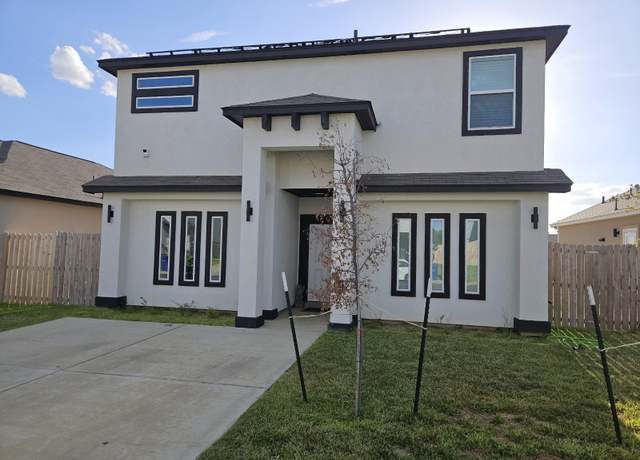 Property at 4214 Gavilan Dr, Laredo, TX 78046, 3 beds, 2.5 baths