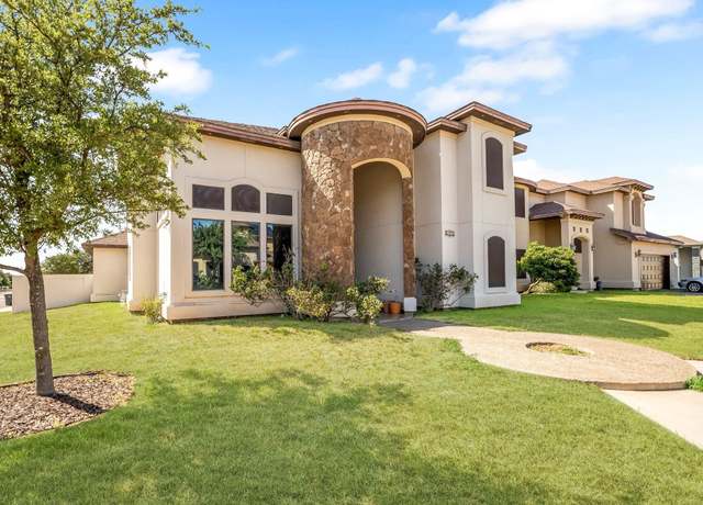 Property at 102 Foxtail Dr, Laredo, TX 78045, 3 beds, 3 baths