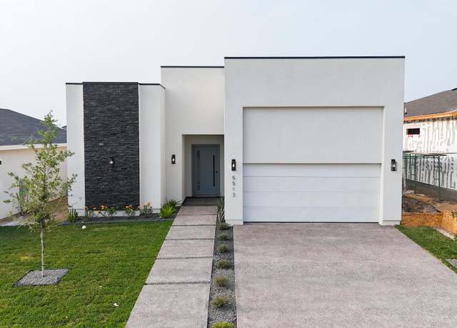 Property at 5513 Raven Dr, Laredo, TX 78046, 3 beds, 2.5 baths
