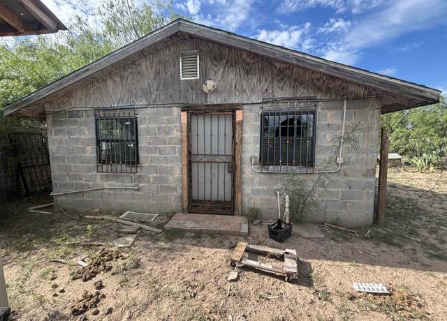 Property at 402 Hernandez Rd, El Cenizo, TX 78046, 1 bed, 1 bath