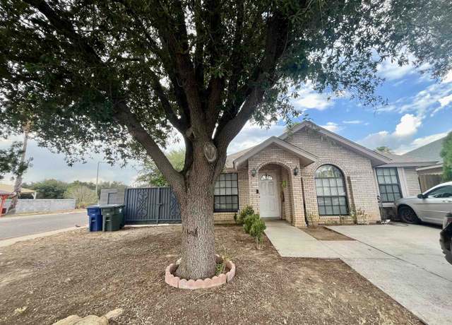 Property at 802 Prancer Rd, Laredo, TX 78045, 3 beds, 2 baths