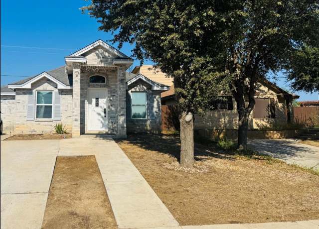 Property at 218 Girasol Ct, Laredo, TX 78043, 3 beds, 2 baths