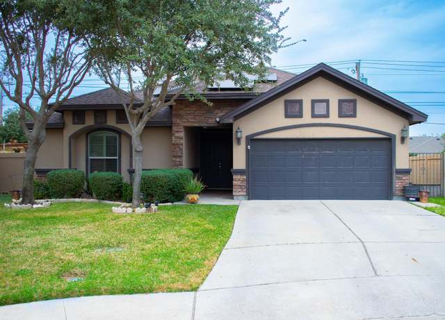 Property at 8720 Miraflores Ct, Laredo, TX 78045, 3 beds, 2.5 baths