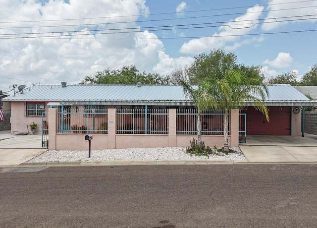 Property at 106 S Tapeyste Ave, Laredo, TX 78043, 2 beds, 2.5 baths