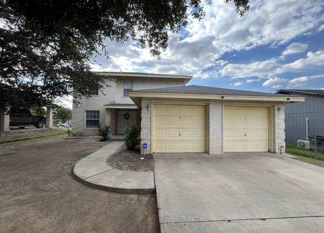 Property at 142 Salamanca Ave, Laredo, TX 78046, 3 beds, 2.5 baths