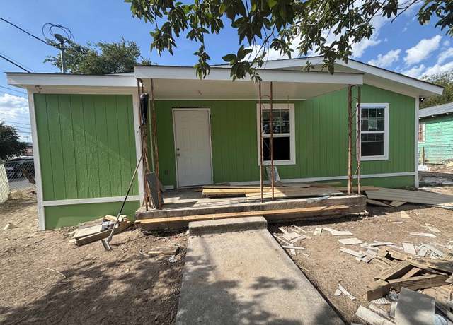Property at 2320 Burnside St, Laredo, TX 78040, 4 beds, 1.5 baths