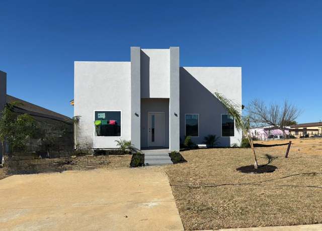 Property at 5212 Plasencia Ln, Laredo, TX 78046, 3 beds, 2 baths