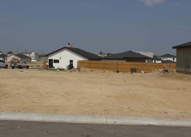Property at 122 Faith Dr, Laredo, TX 78043