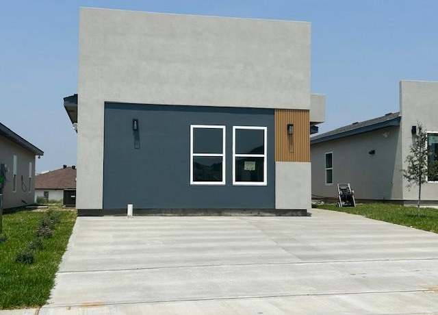 Property at 5019 Servando Dr, Laredo, TX 78046, 3 beds, 2 baths