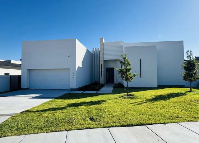 Property at 1505 Ocio Dr, Laredo, TX 78045, 4 beds, 4.5 baths
