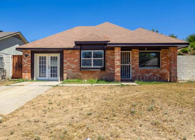 Property at 8647 Oakridge Lp Loop, Laredo, TX 78045, 3 beds, 2 baths