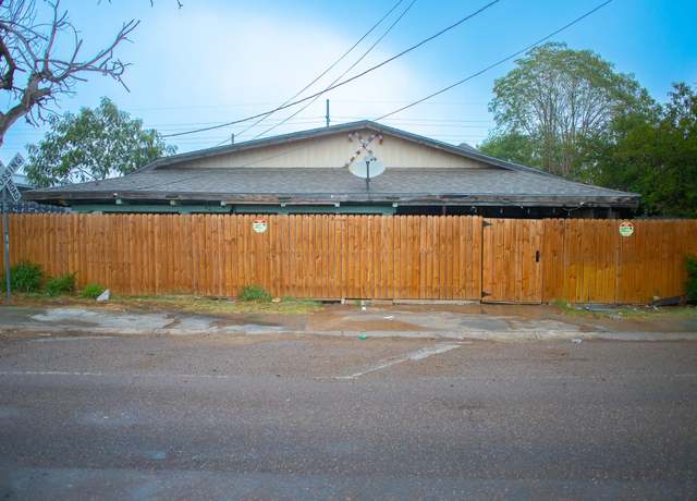 Property at 1820 Jefferson St, Laredo, TX 78040, 3 beds, 2 baths