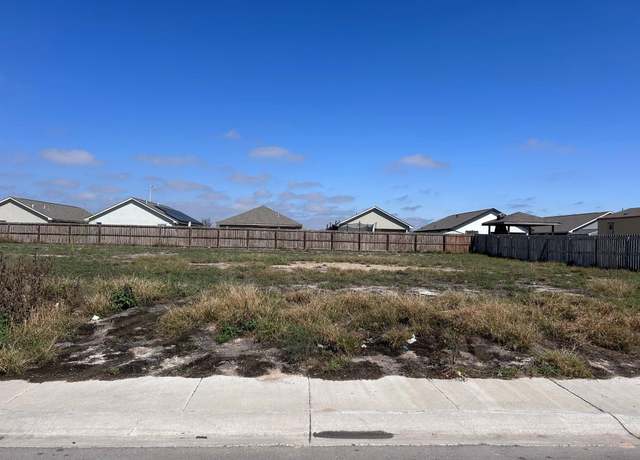 Property at 616 Rockrose Dr, Laredo, TX 78046