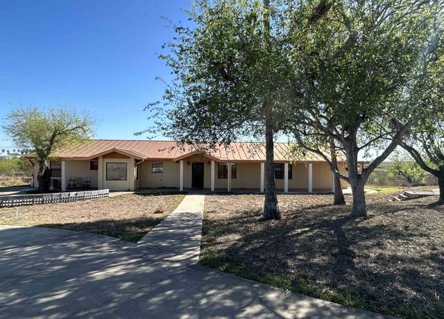 Property at 5111 Siesta Ln, Zapata, TX 78076, 3 beds, 2.5 baths