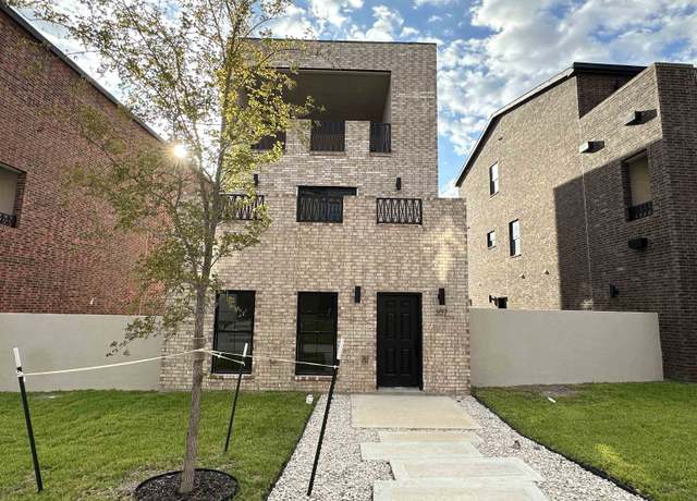 Property at 210 Veracruz Dr #307, Laredo, TX 78045, 3 beds, 2.5 baths
