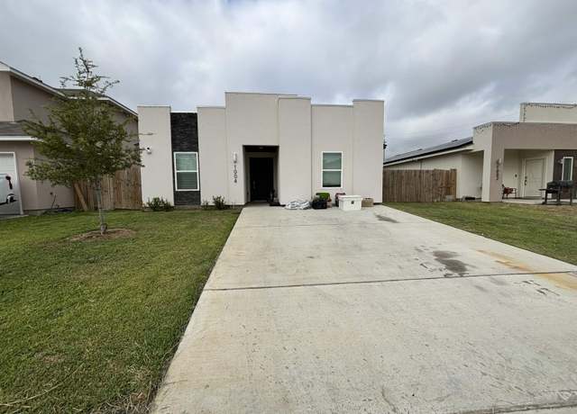 Property at 1004 La Muralla St, Laredo, TX 78046, 4 beds, 2 baths