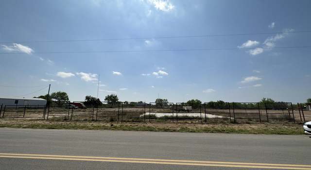 Photo of 891 Rancho Penitas Rd, Laredo, TX 78040