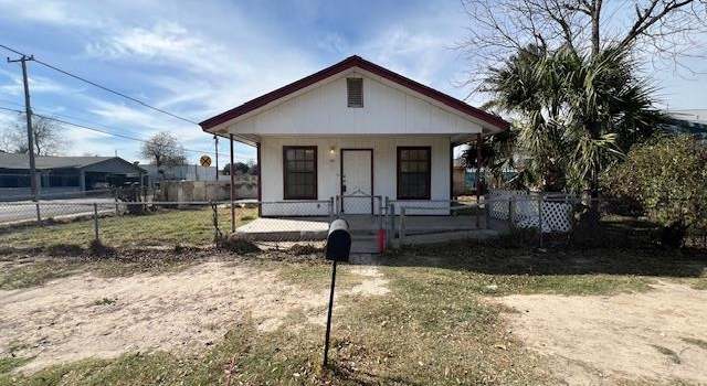 Photo of 1902 Santa Cleotilde Ave, Laredo, TX 78040
