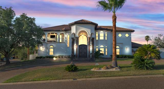 Photo of 102 Redwing Ct, Laredo, TX 78045