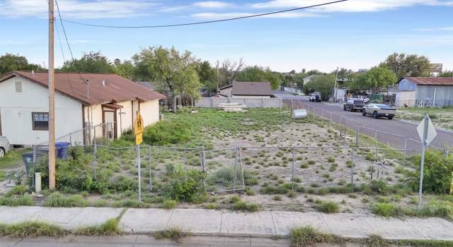 Photo of 2502 Boulanger St, Laredo, TX 78043