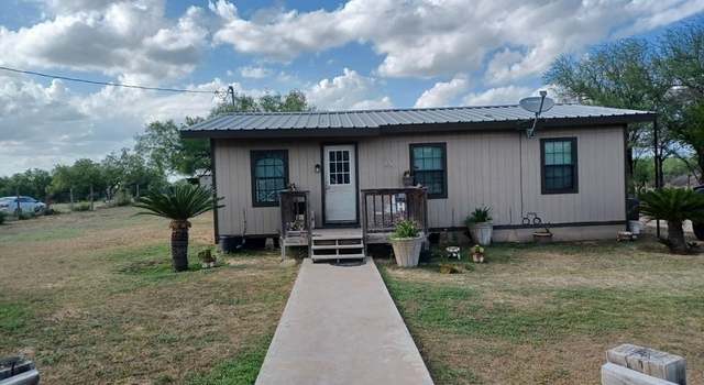 Photo of 52 Colwell Rd, Hebbronville, TX 78361