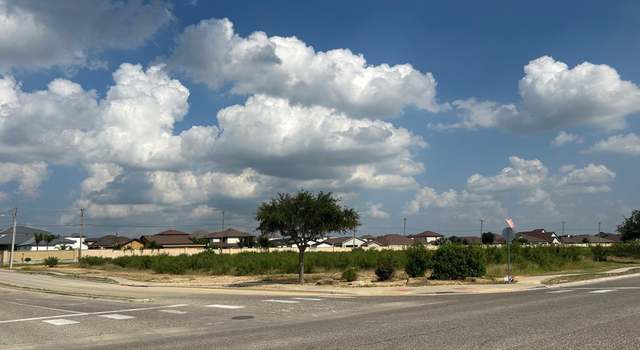 Photo of 11001 International Blvd, Laredo, TX 78045
