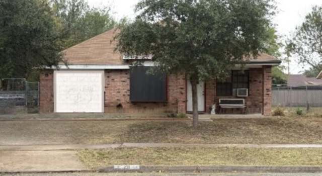 Photo of 211 River Bank Dr, Laredo, TX 78045