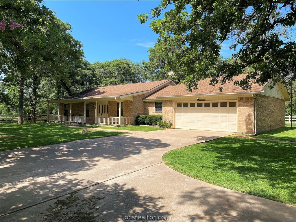 4813 Warren Rd, Hearne, TX 77859 MLS 22006760 Redfin