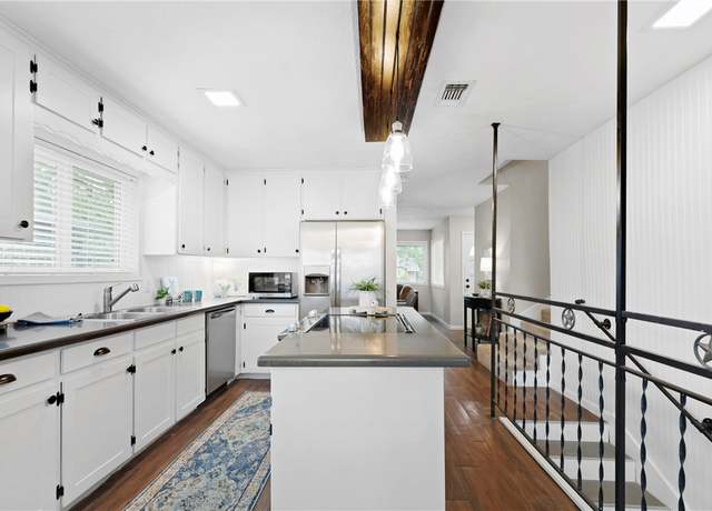 Property at 1436 Magnolia Dr, College Station, TX 77840, 3 beds, 2 baths