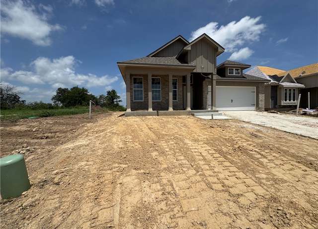 Property at 5657 Fox Bluff Dr, Bryan, TX 77807, 3 beds, 2 baths