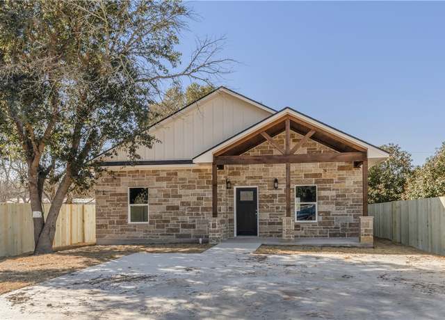 Property at 1811 Palasota Dr, Bryan, TX 77803, 3 beds, 2 baths