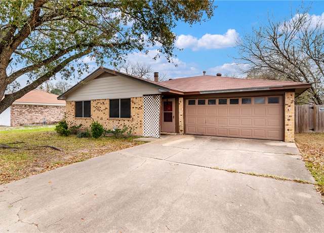 Property at 2512 Allen Forest Dr, Bryan, TX 77803, 3 beds, 2 baths