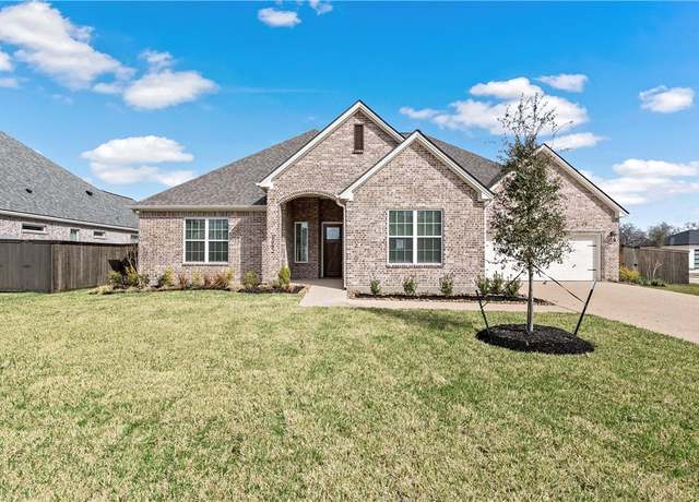 Property at 1952 Arcadia Bluffs Dr, College Station, TX 77845, 4 beds, 4 baths