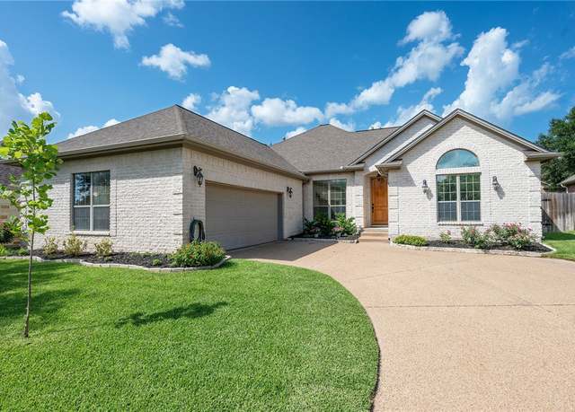 Property at 4413 Hearst Ct, College Station, TX 77845, 3 beds, 2 baths