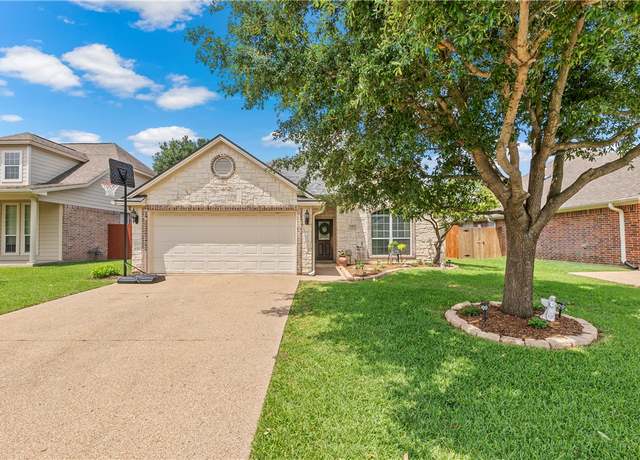 Property at 119 Rugen Ln, College Station, TX 77845, 4 beds, 3 baths