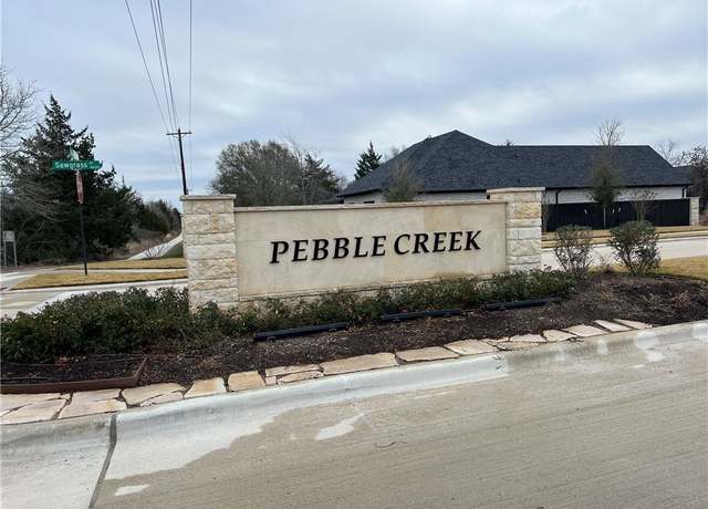 Property at 1963 Arcadia Bluffs Dr, College Station, TX 77845