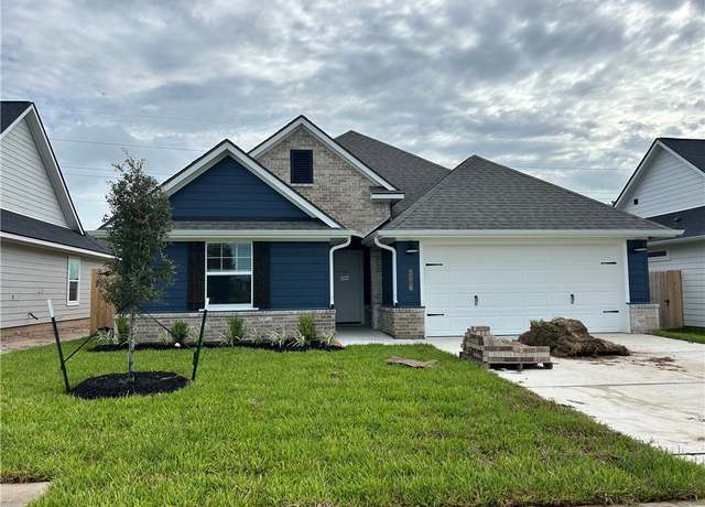 Property at 3516 Pointe Du Hoc Dr, Bryan, TX 77808, 3 beds, 2 baths