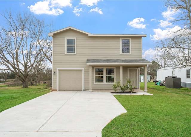 Property at 613 21st St, Hempstead, TX 77445, 4 beds, 2.5 baths