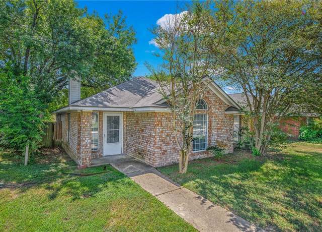 Property at 806 Kalanchoe Ct, College Station, TX 77840, 3 beds, 2 baths