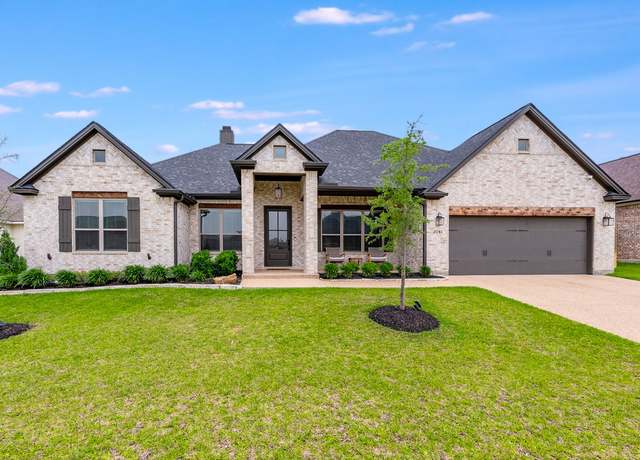 Property at 3241 Rose Hill Ln, Bryan, TX 77808, 4 beds, 3 baths