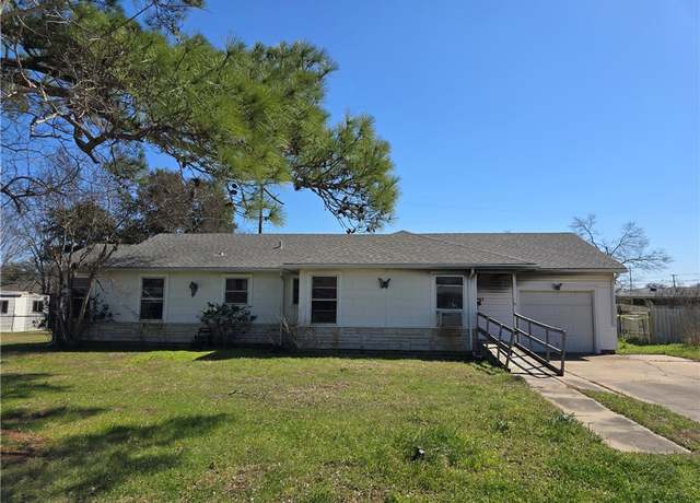 Property at 707 North Ave, Bryan, TX 77802