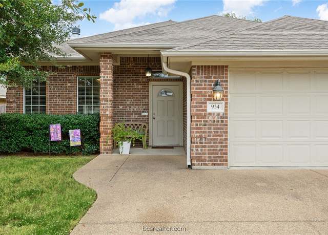 Property at 934 Dove Landing Ave, College Station, TX 77845, 4 beds, 2 baths