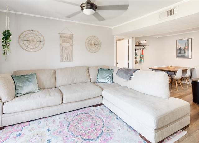 Property at 904 University Oaks Blvd #140, College Station, TX 77840, 2 beds, 2 baths