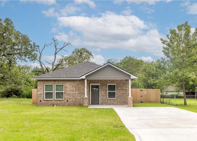 Property at 1407 Rochester St, Bryan, TX 77803, 3 beds, 2 baths