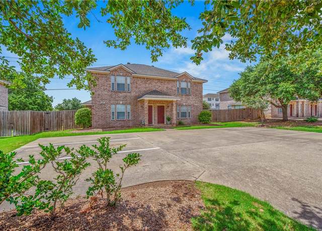 Property at 1105-1107 Gridiron Dr, College Station, TX 77840, 6 beds, 6 baths