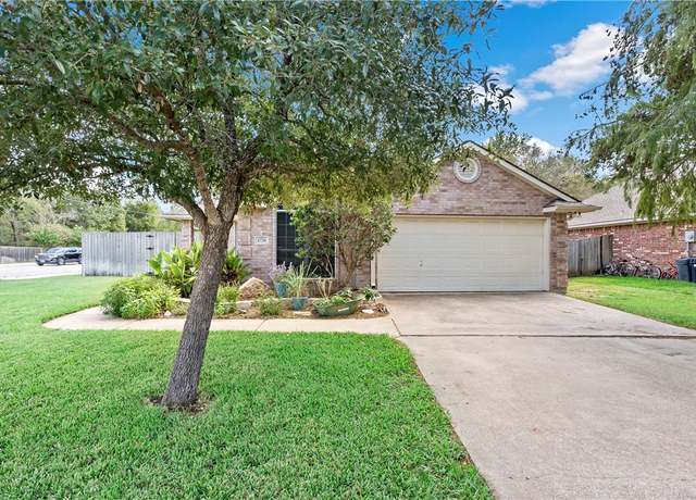 Property at 1736 Starling Dr, College Station, TX 77845, 4 beds, 2 baths